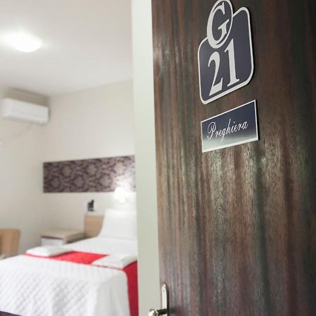 Hotel Grezelle Santa Bárbara Екстериор снимка