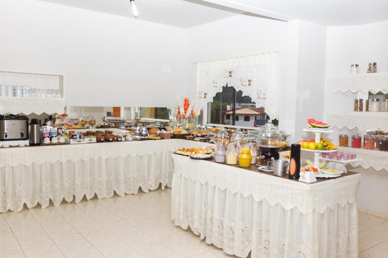 Hotel Grezelle Santa Bárbara Екстериор снимка