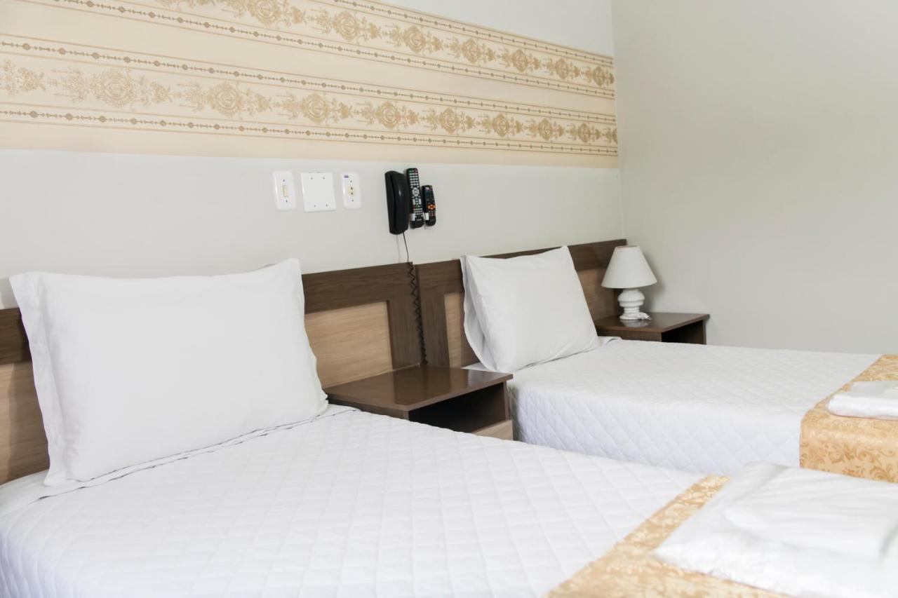 Hotel Grezelle Santa Bárbara Екстериор снимка